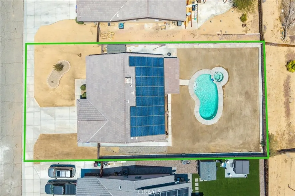 5251 Split Rock Avenue 29 Palms, CA 92277