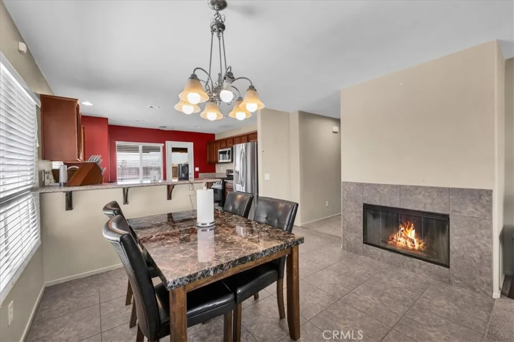 5251 Split Rock Avenue 29 Palms, CA 92277
