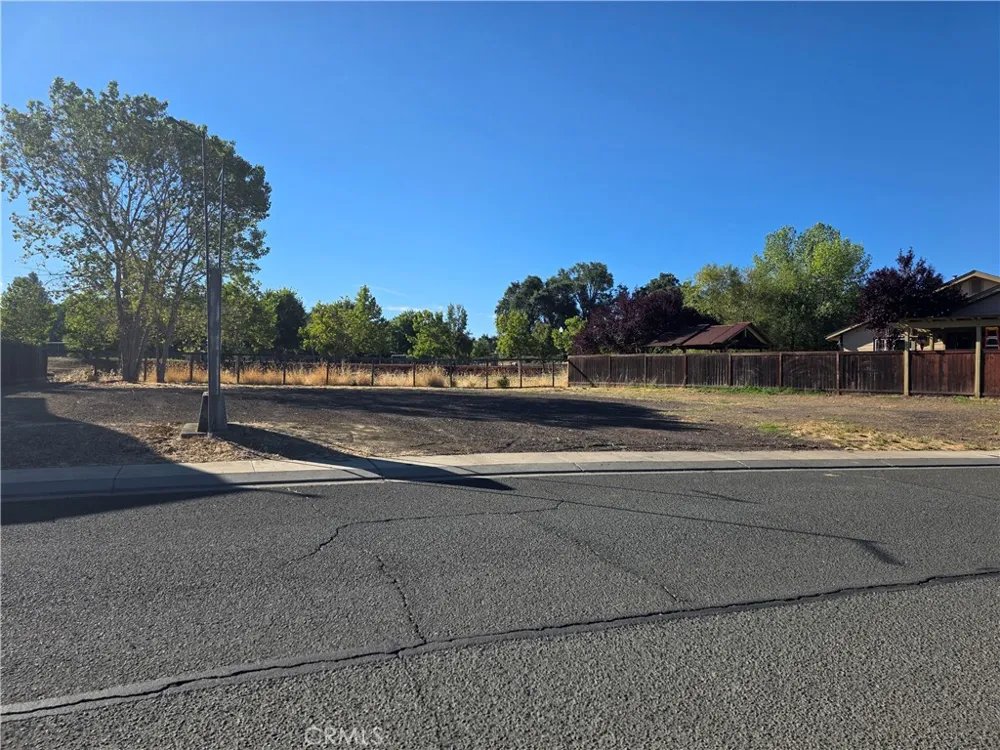 1254 Wrigley Lakeport, CA 95453