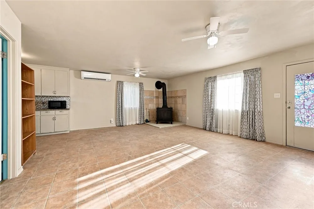 2705 Oakhurst Avenue Clearlake, CA 95422
