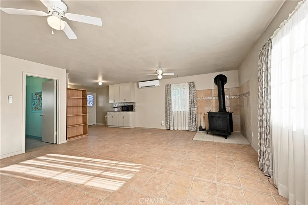2705 Oakhurst Avenue Clearlake, CA 95422
