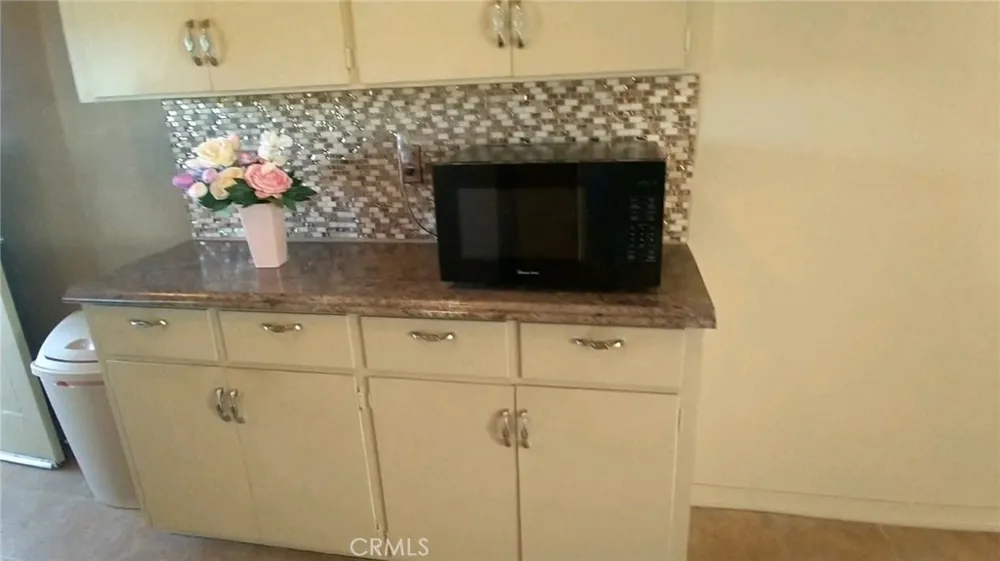 2705 Oakhurst Avenue Clearlake, CA 95422