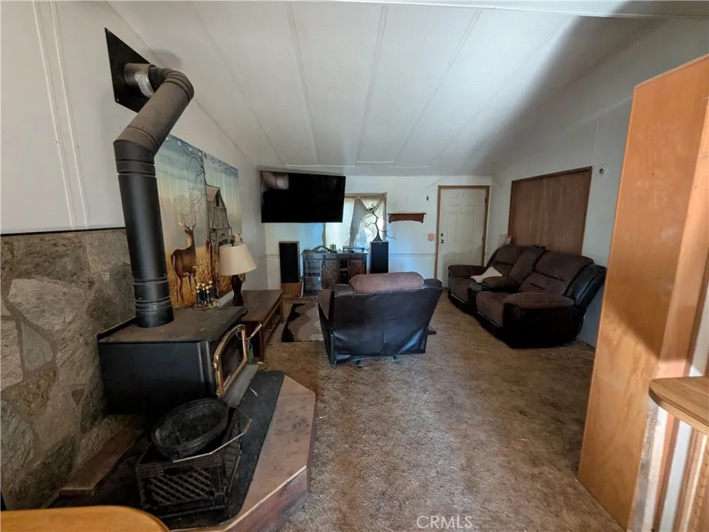 3955 Blackhawk Willits, CA 95490