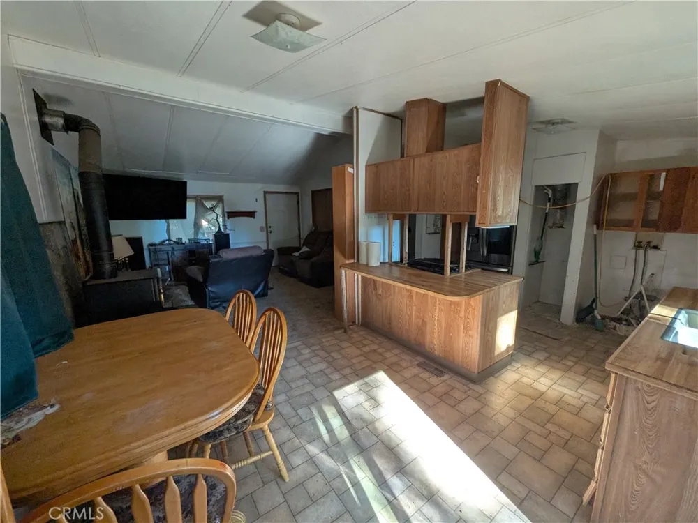 3955 Blackhawk Willits, CA 95490