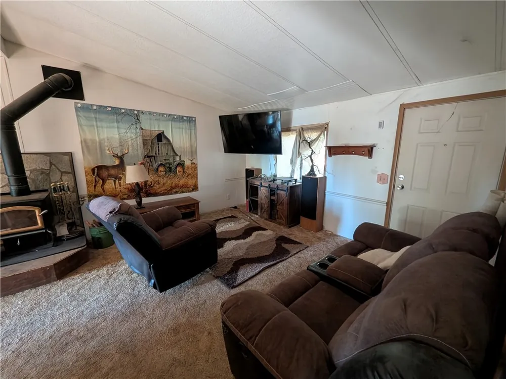 3955 Blackhawk Willits, CA 95490