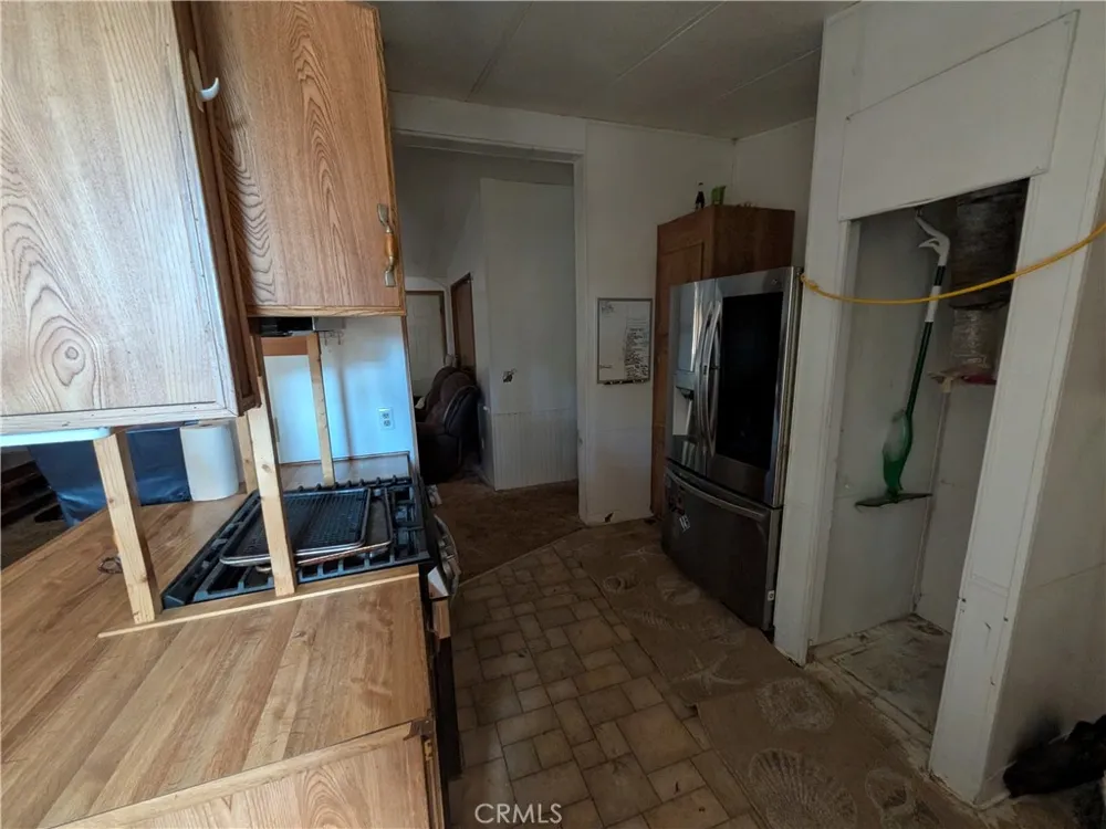 3955 Blackhawk Willits, CA 95490