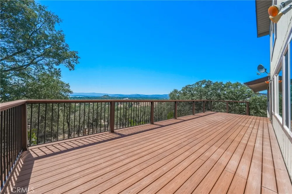 3774 Leal Lakeport, CA 95453