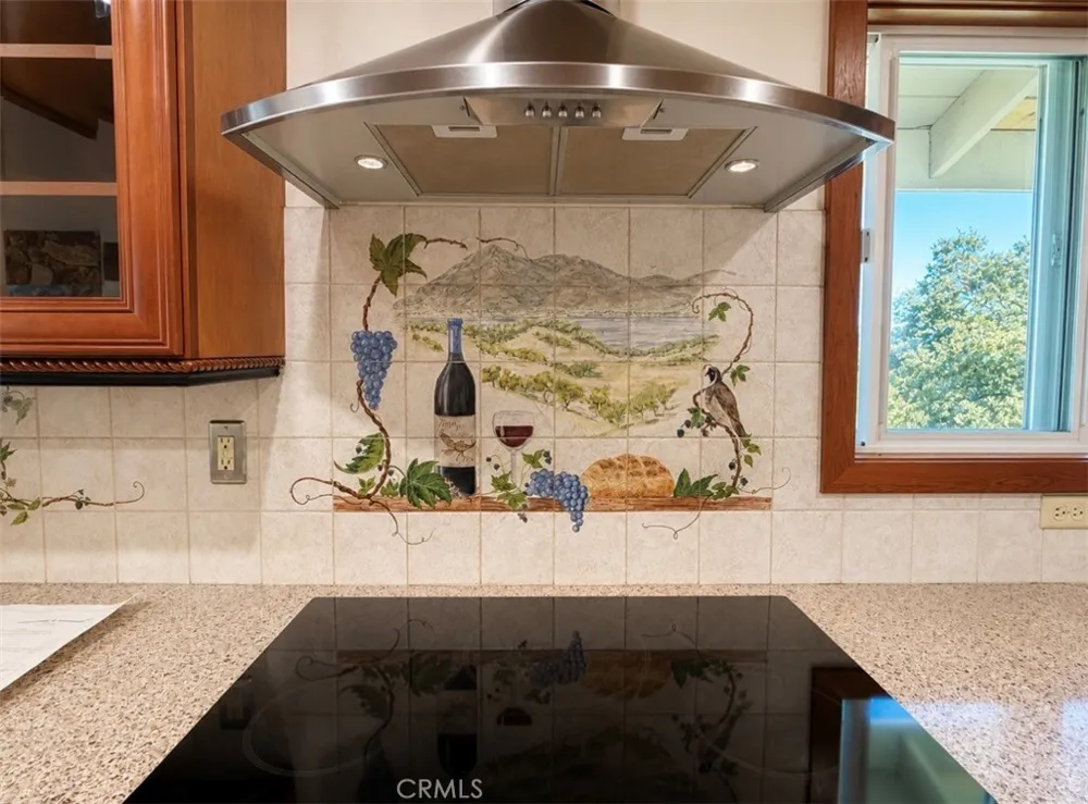 3774 Leal Lakeport, CA 95453