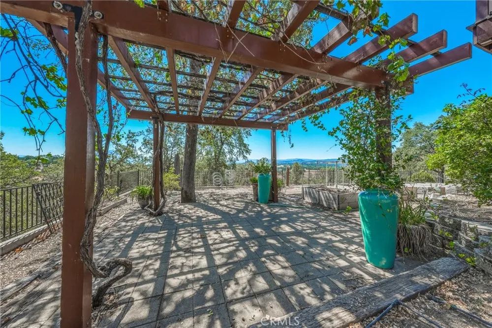 3774 Leal Lakeport, CA 95453