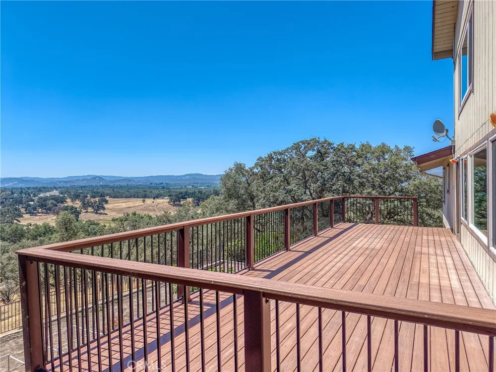 3774 Leal Lakeport, CA 95453