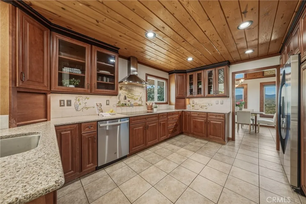 3774 Leal Lakeport, CA 95453