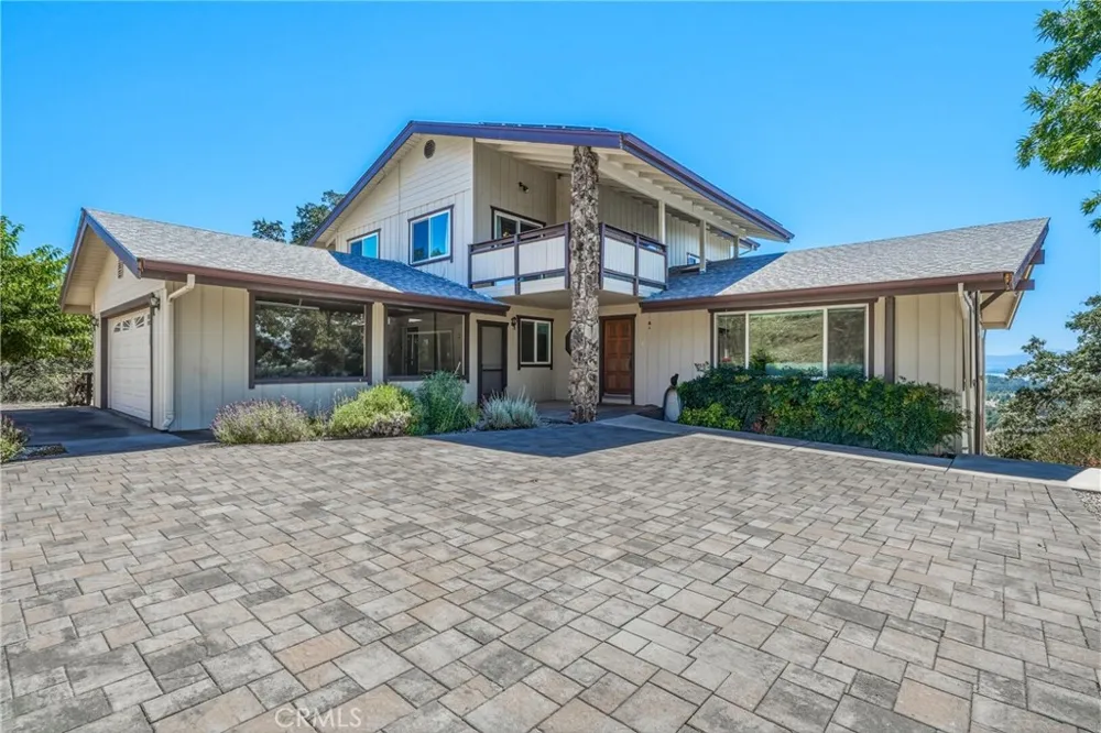 3774 Leal Lakeport, CA 95453
