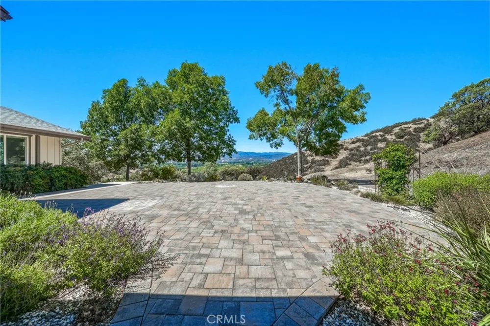 3774 Leal Lakeport, CA 95453