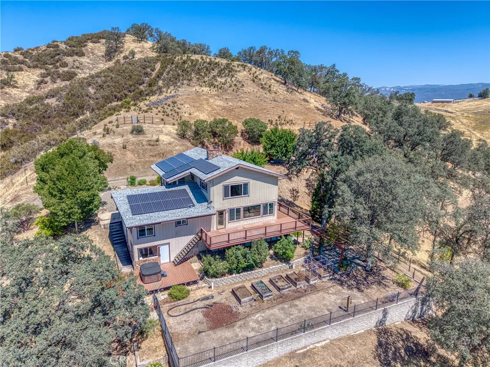 3774 Leal Lakeport, CA 95453