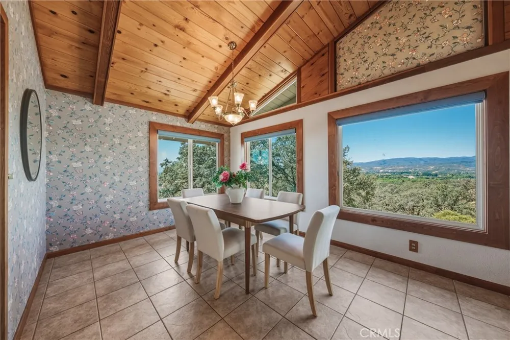 3774 Leal Lakeport, CA 95453