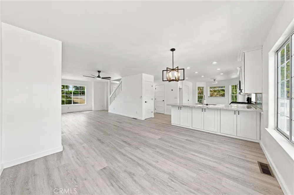 18027 Shore Hidden Valley Lake, CA 95467