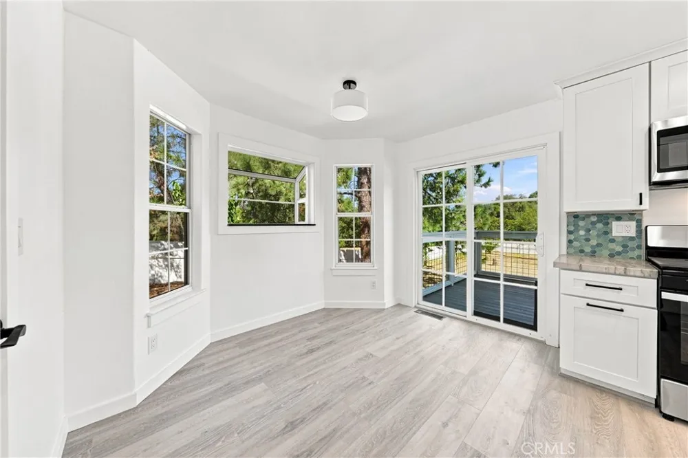 18027 Shore Hidden Valley Lake, CA 95467