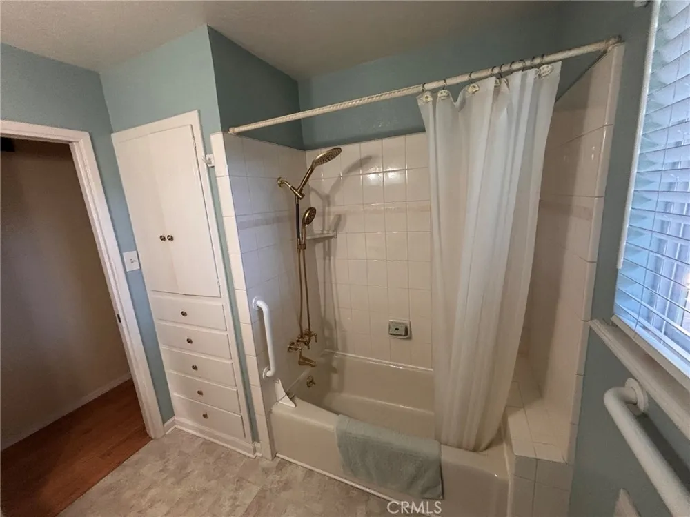 125 16th Lakeport, CA 95453