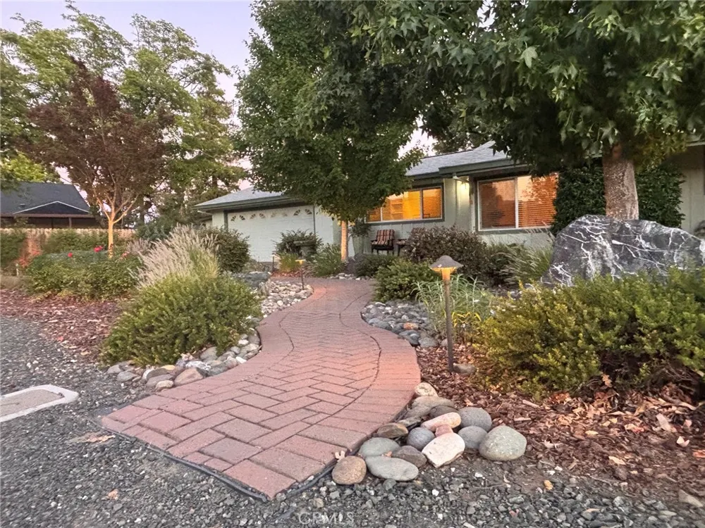 125 16th Lakeport, CA 95453