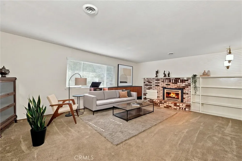 125 16th Lakeport, CA 95453