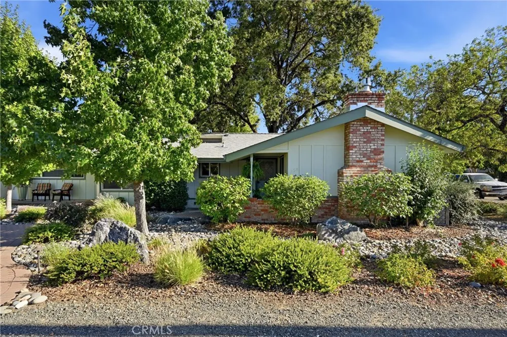 125 16th Lakeport, CA 95453