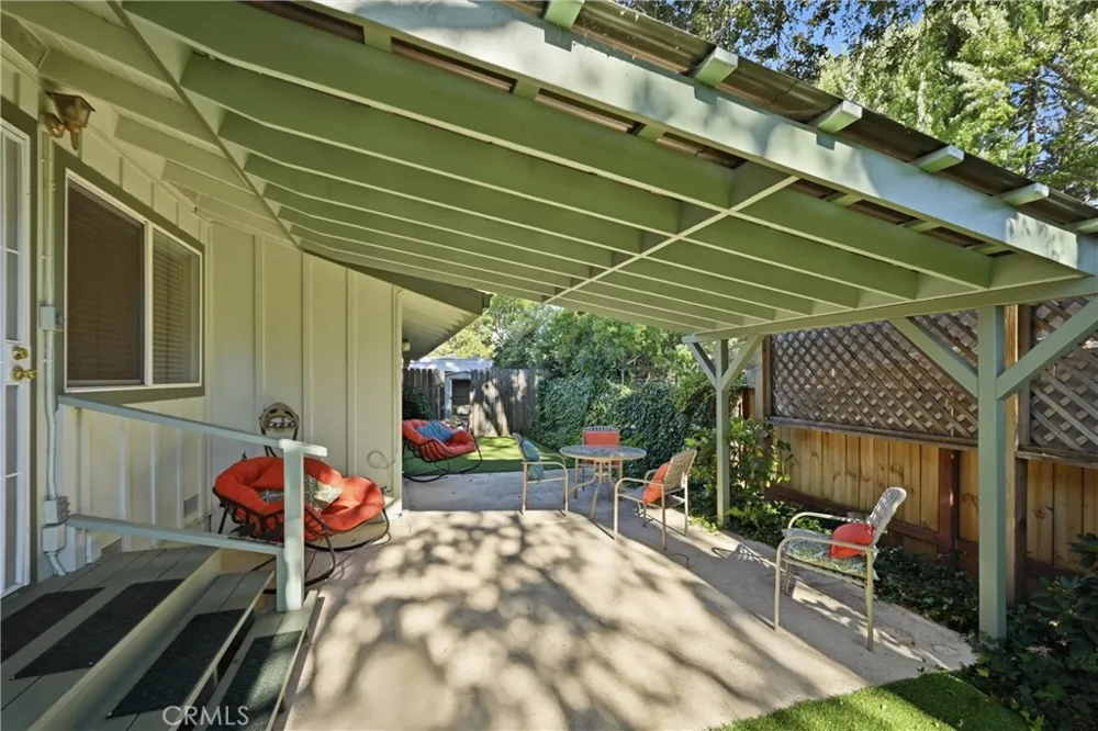 125 16th Lakeport, CA 95453
