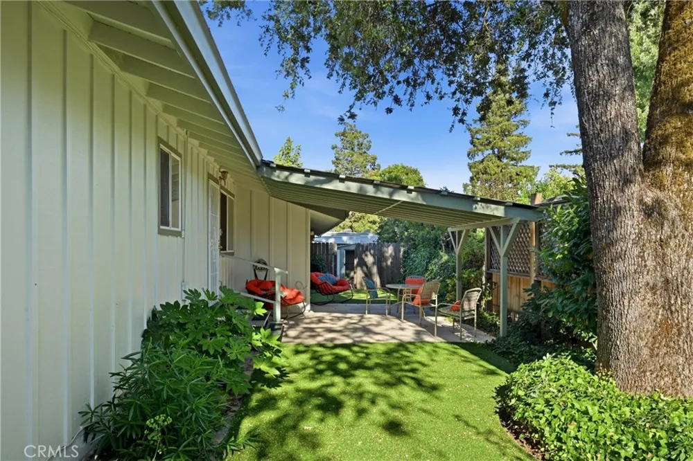 125 16th Lakeport, CA 95453