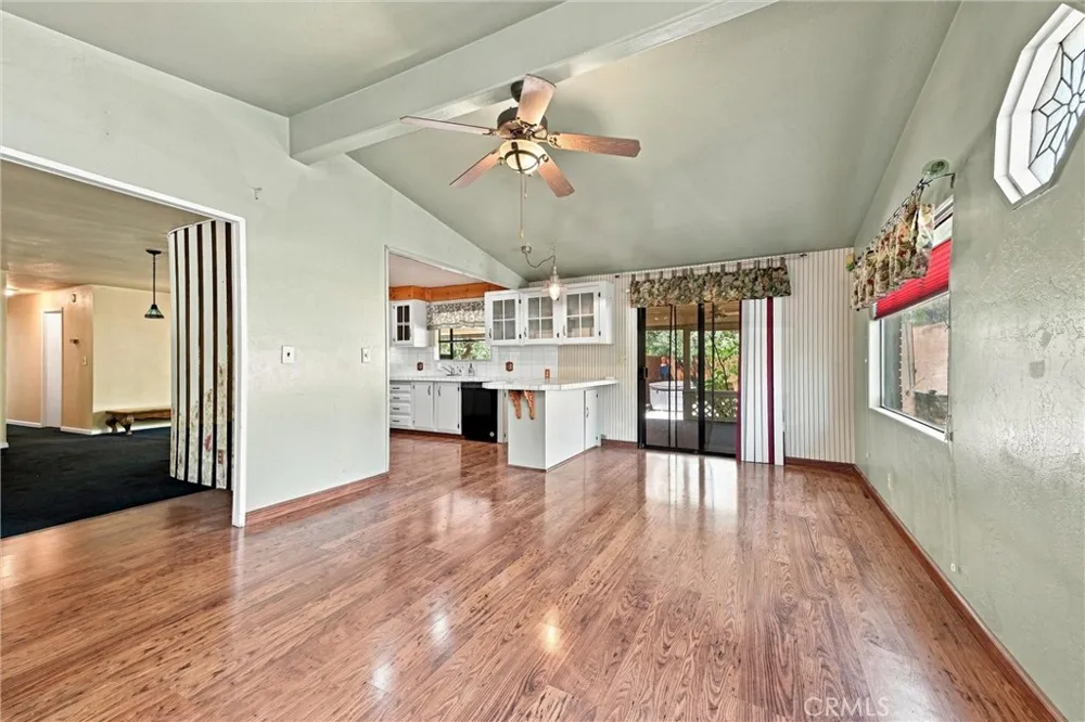 3725 Spring Valley Clearlake Oaks, CA 95423