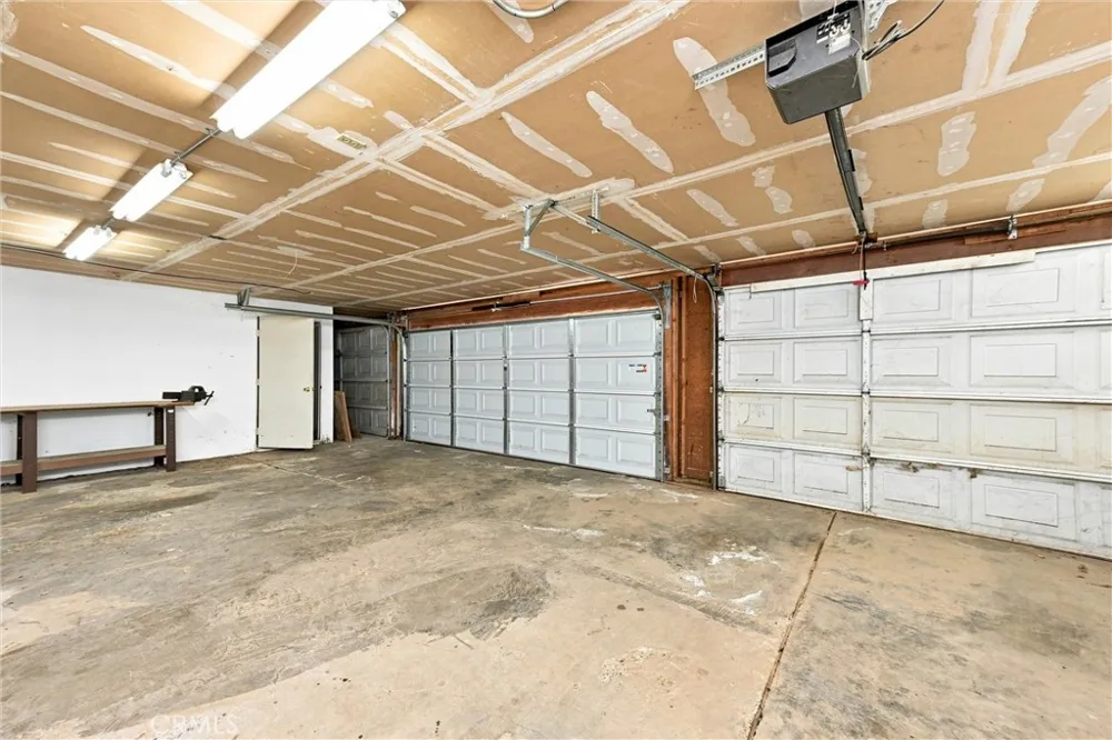 3725 Spring Valley Clearlake Oaks, CA 95423