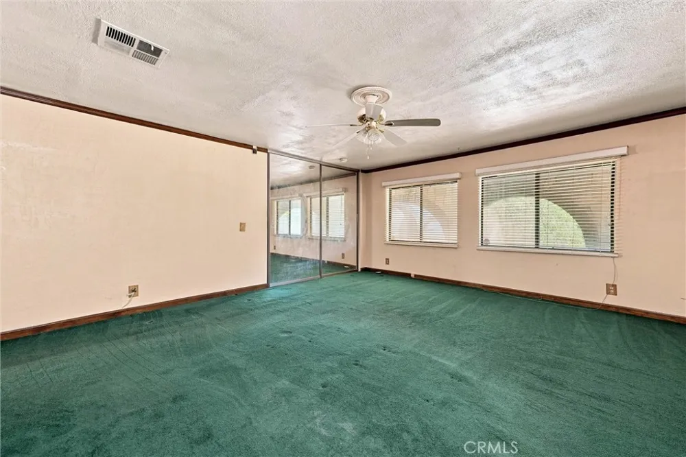 3725 Spring Valley Clearlake Oaks, CA 95423