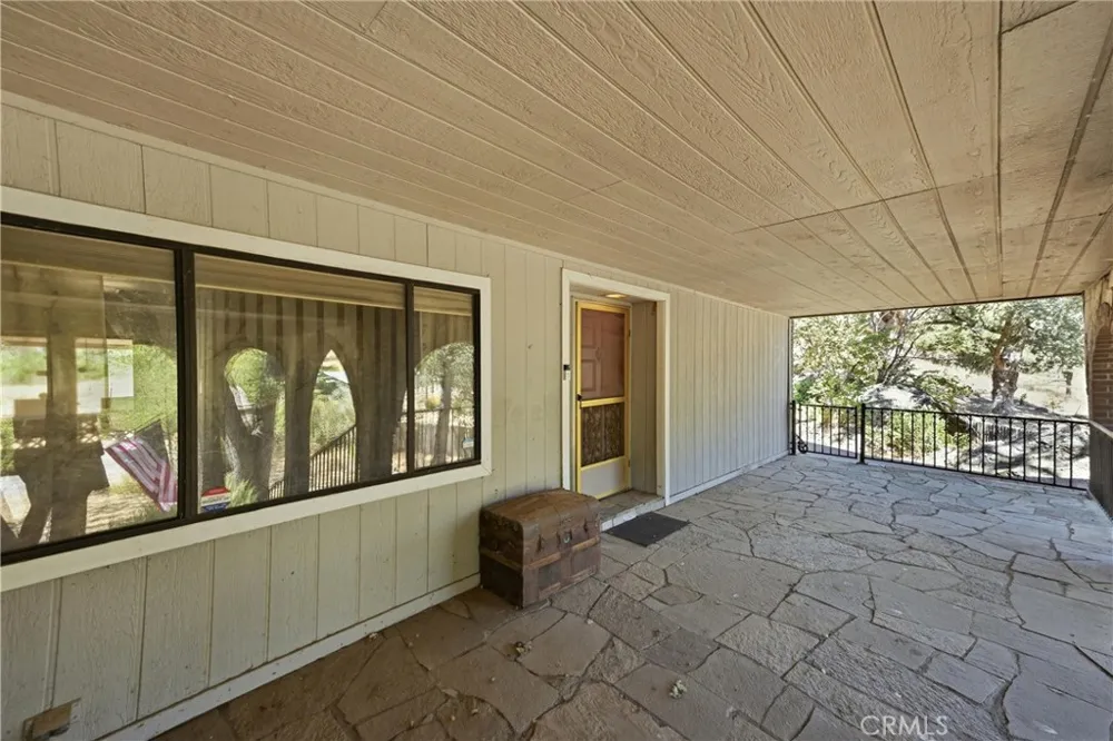 3725 Spring Valley Clearlake Oaks, CA 95423