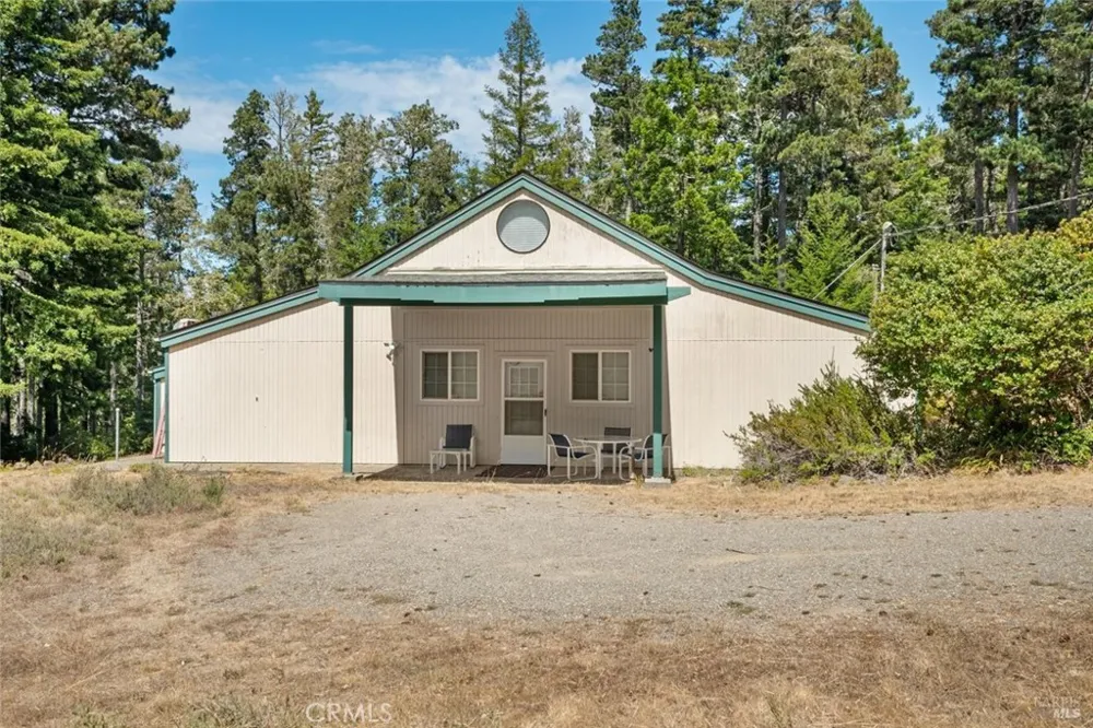 24680 Ten Mile Road Point Arena, CA 95468