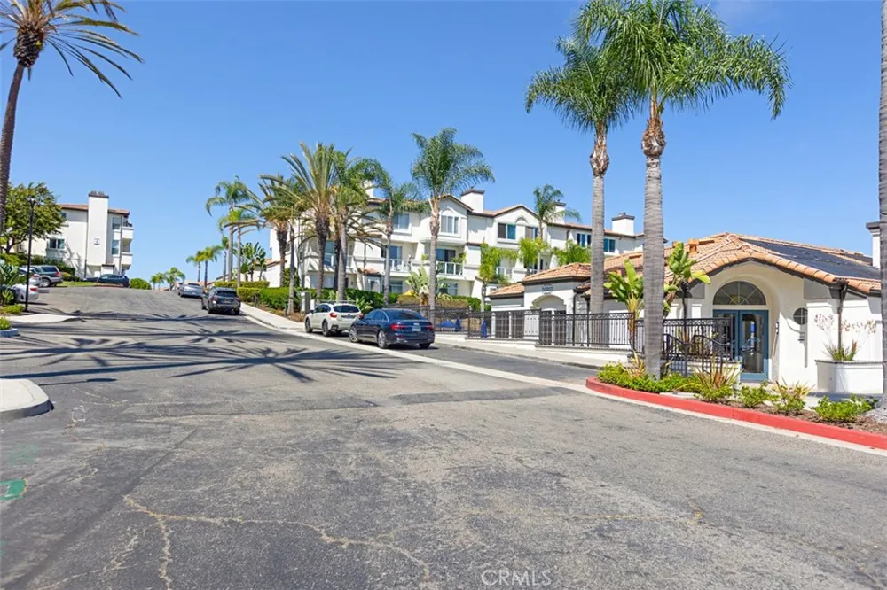 30902 Clubhouse Laguna Niguel, CA 92677