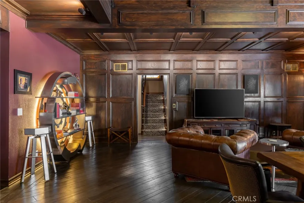 29155 Old Mill Creek Agoura Hills, CA 91301