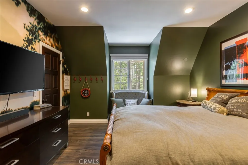 29155 Old Mill Creek Agoura Hills, CA 91301