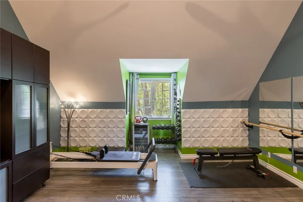 29155 Old Mill Creek Agoura Hills, CA 91301