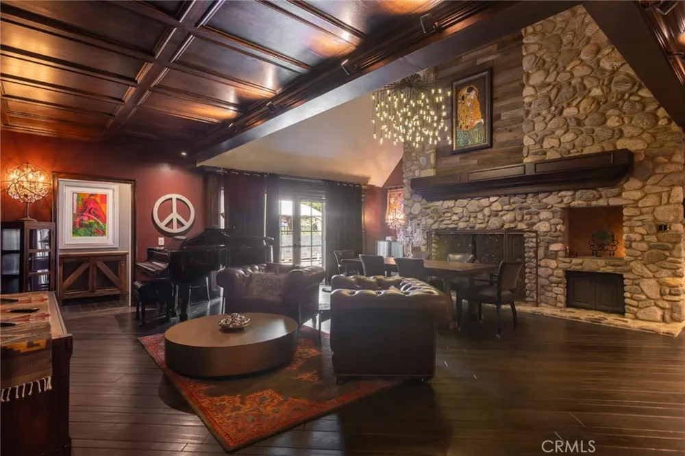 29155 Old Mill Creek Agoura Hills, CA 91301