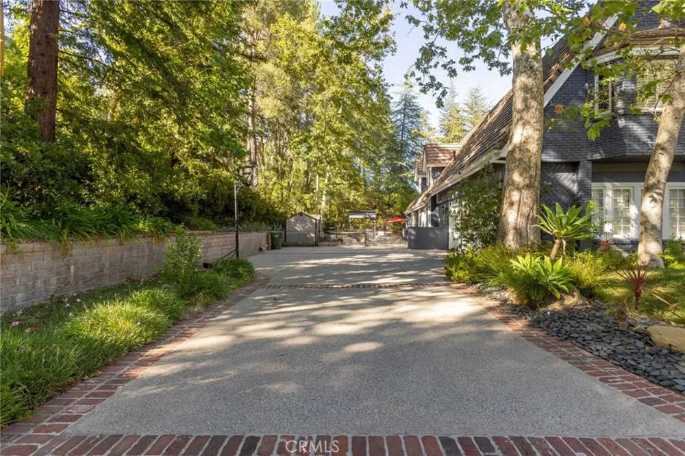 29155 Old Mill Creek Agoura Hills, CA 91301