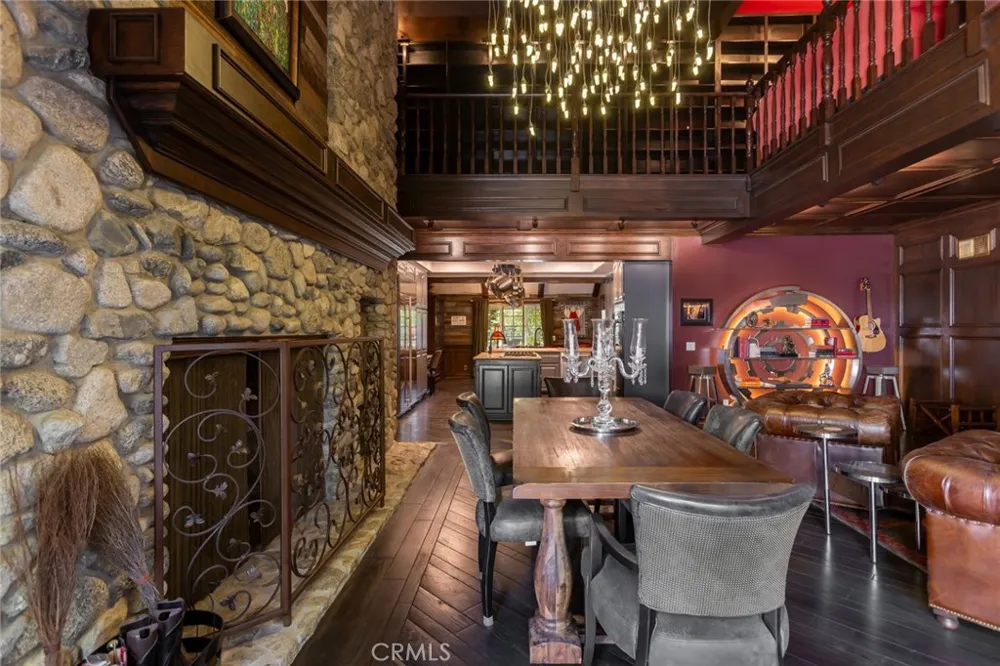 29155 Old Mill Creek Agoura Hills, CA 91301
