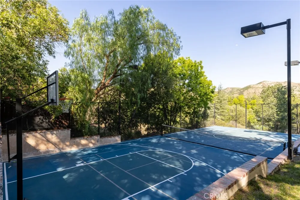 29155 Old Mill Creek Agoura Hills, CA 91301