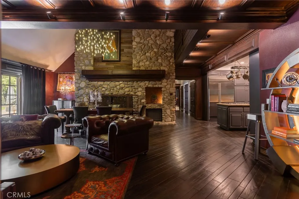 29155 Old Mill Creek Agoura Hills, CA 91301