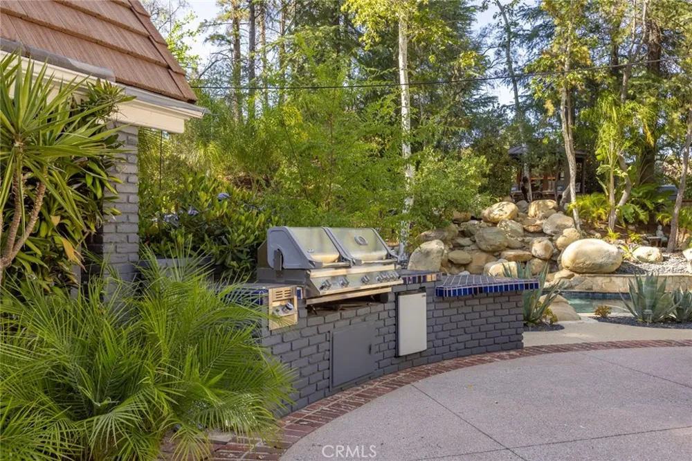 29155 Old Mill Creek Agoura Hills, CA 91301
