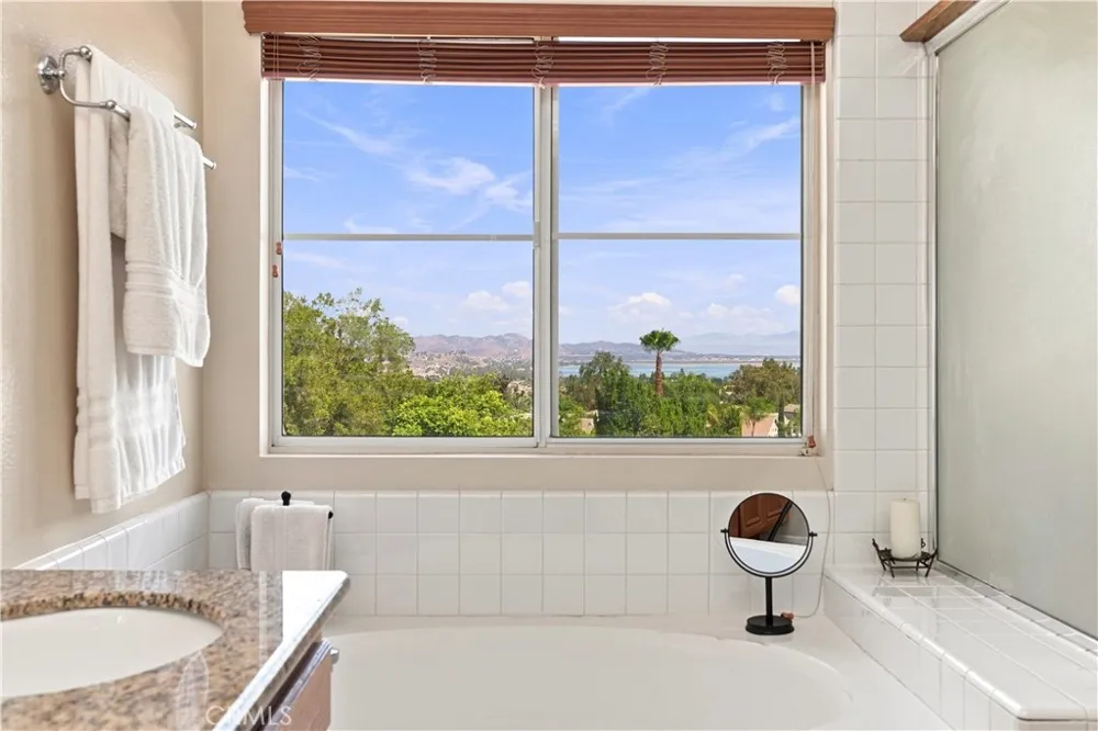 29108 Tradewinds Lake Elsinore, CA 92530
