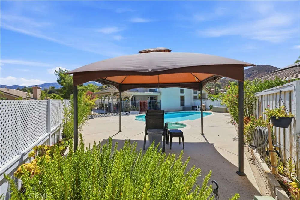 29108 Tradewinds Lake Elsinore, CA 92530