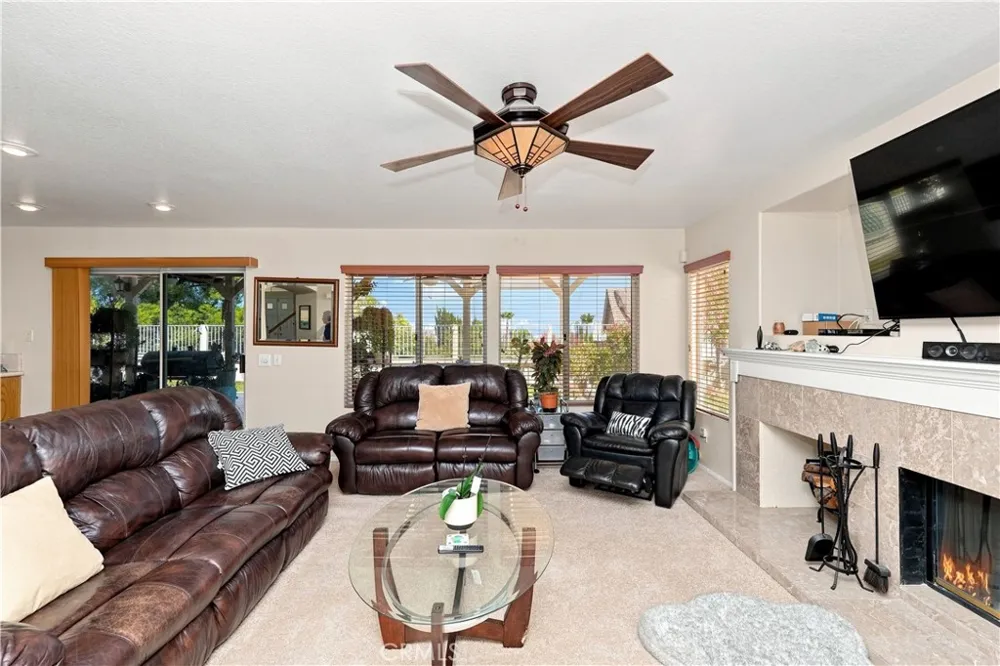 29108 Tradewinds Lake Elsinore, CA 92530