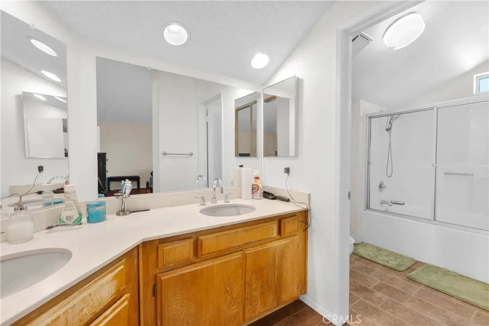 3517 Apollo Palmdale, CA 93550
