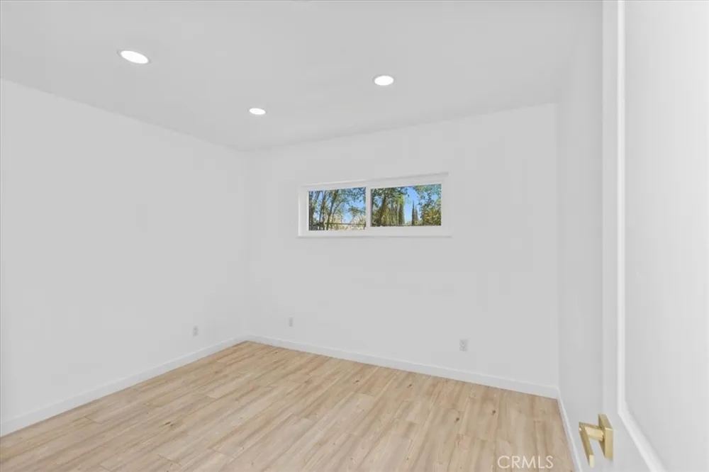 2990 Avalon Jurupa Valley, CA 92509