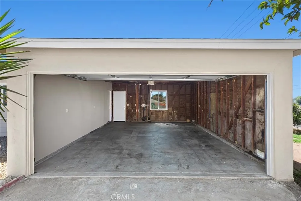 2990 Avalon Jurupa Valley, CA 92509
