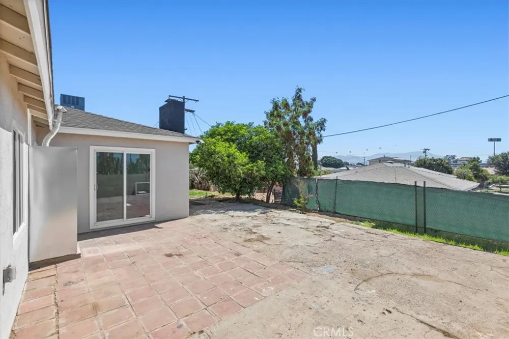 2990 Avalon Jurupa Valley, CA 92509
