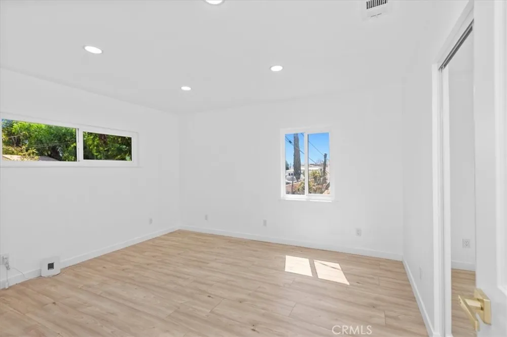 2990 Avalon Jurupa Valley, CA 92509